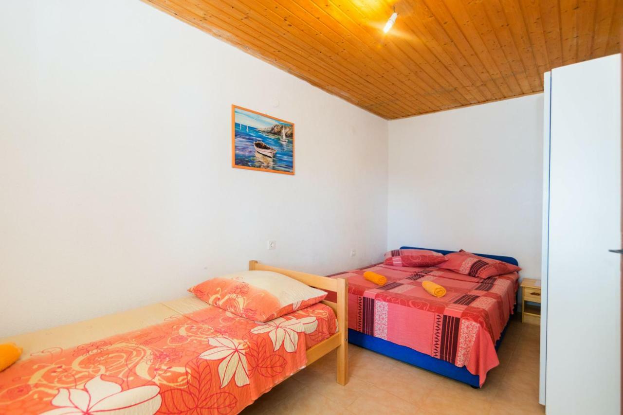 Apartments Robinzon Petar Gdinj Esterno foto
